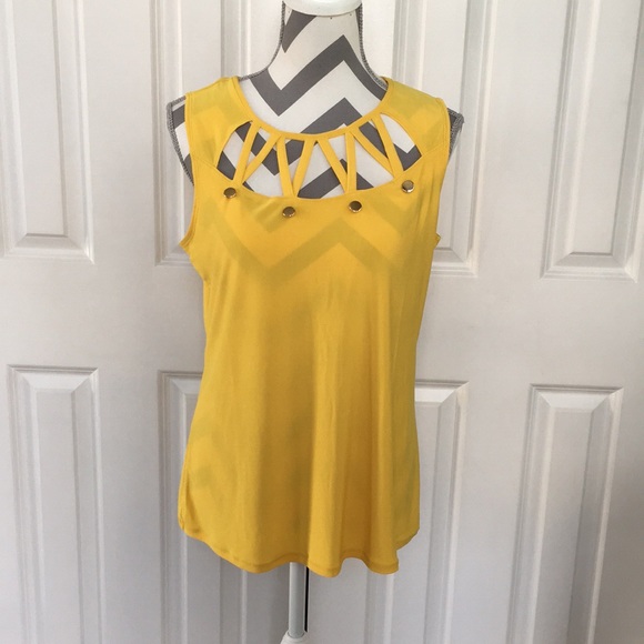 Liz McCoy Tops - Liz McCoy Yellow Crisscross Dressy Tank Top L